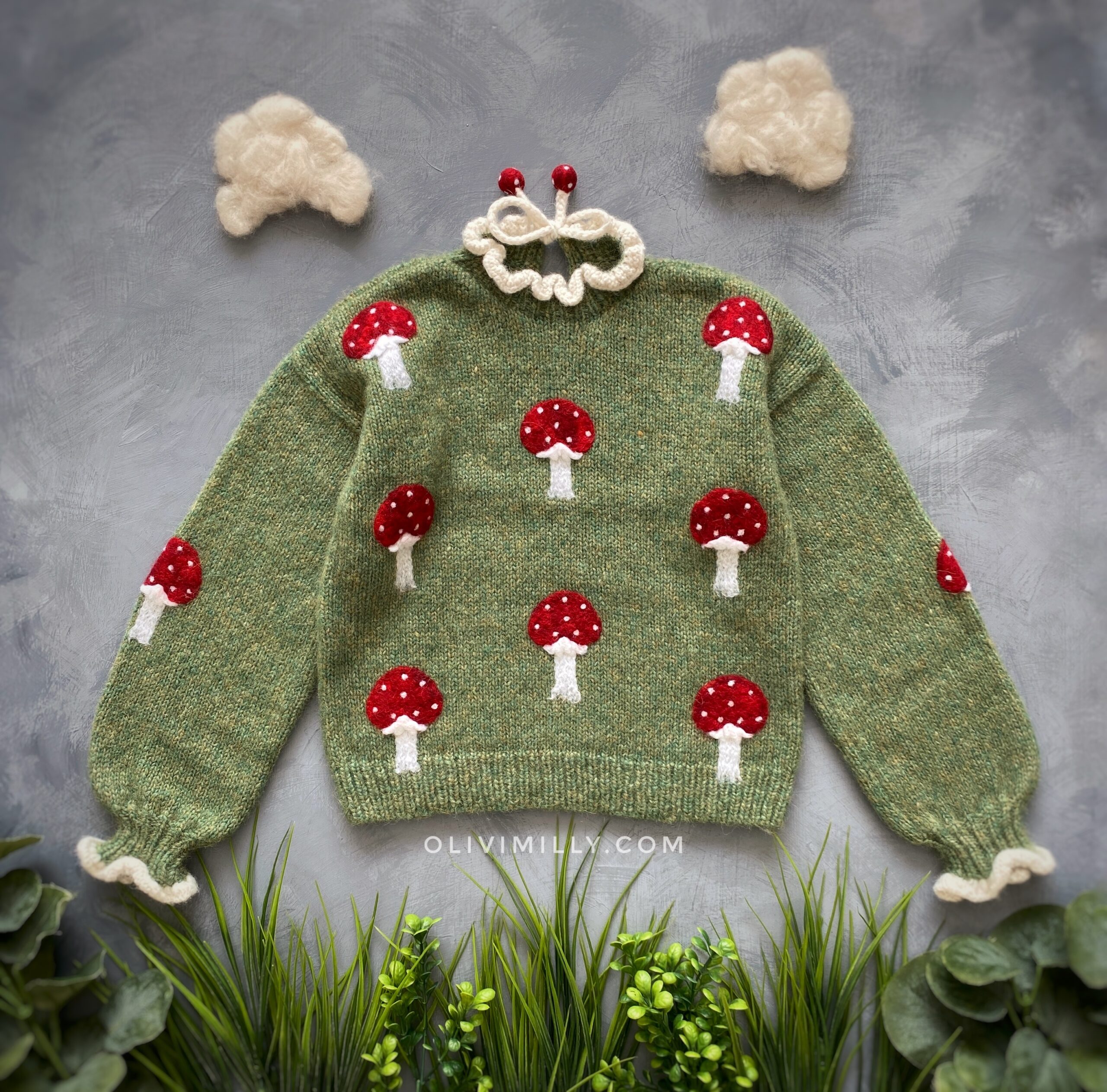 Mushroom Pullover I Moss Green